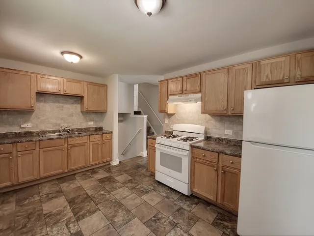 $215,000 | 17113 Elm Drive, Hazel Crest, IL 60429