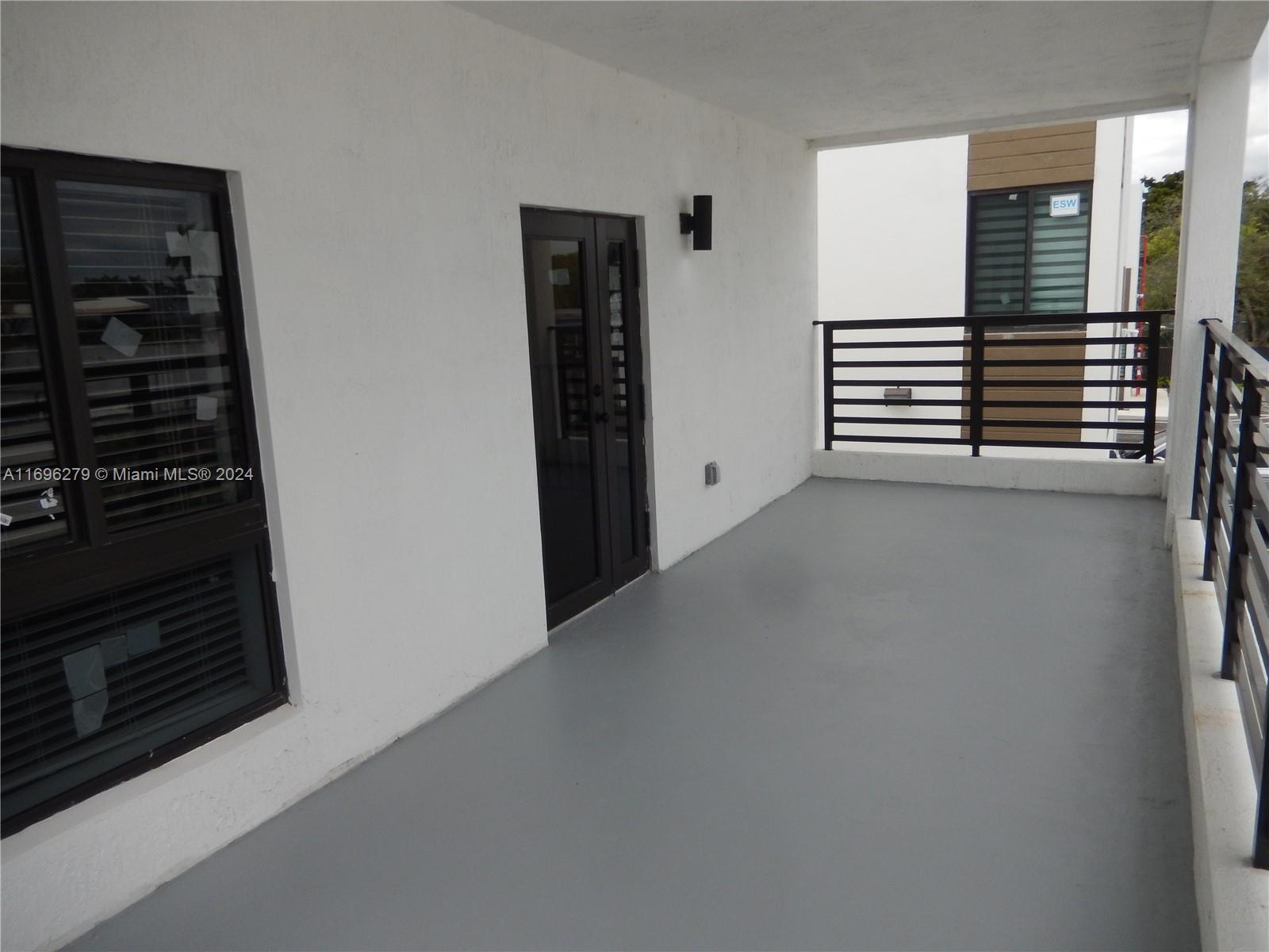 16955 Southwest 100th Avenue, Unit 10 Miami, FL 33157 - Photo 4 of 18