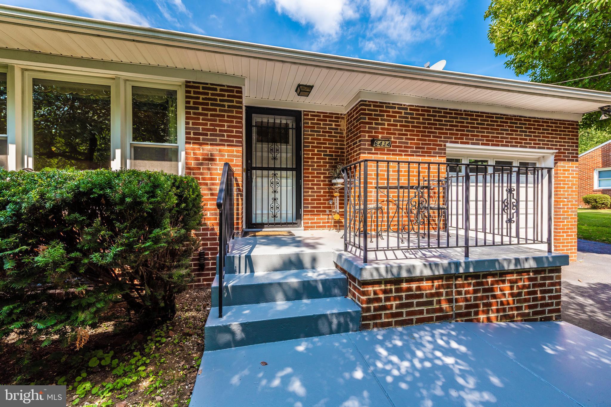 6434 Mt Phillip Road Frederick, MD 21703 - Photo 2 of 63