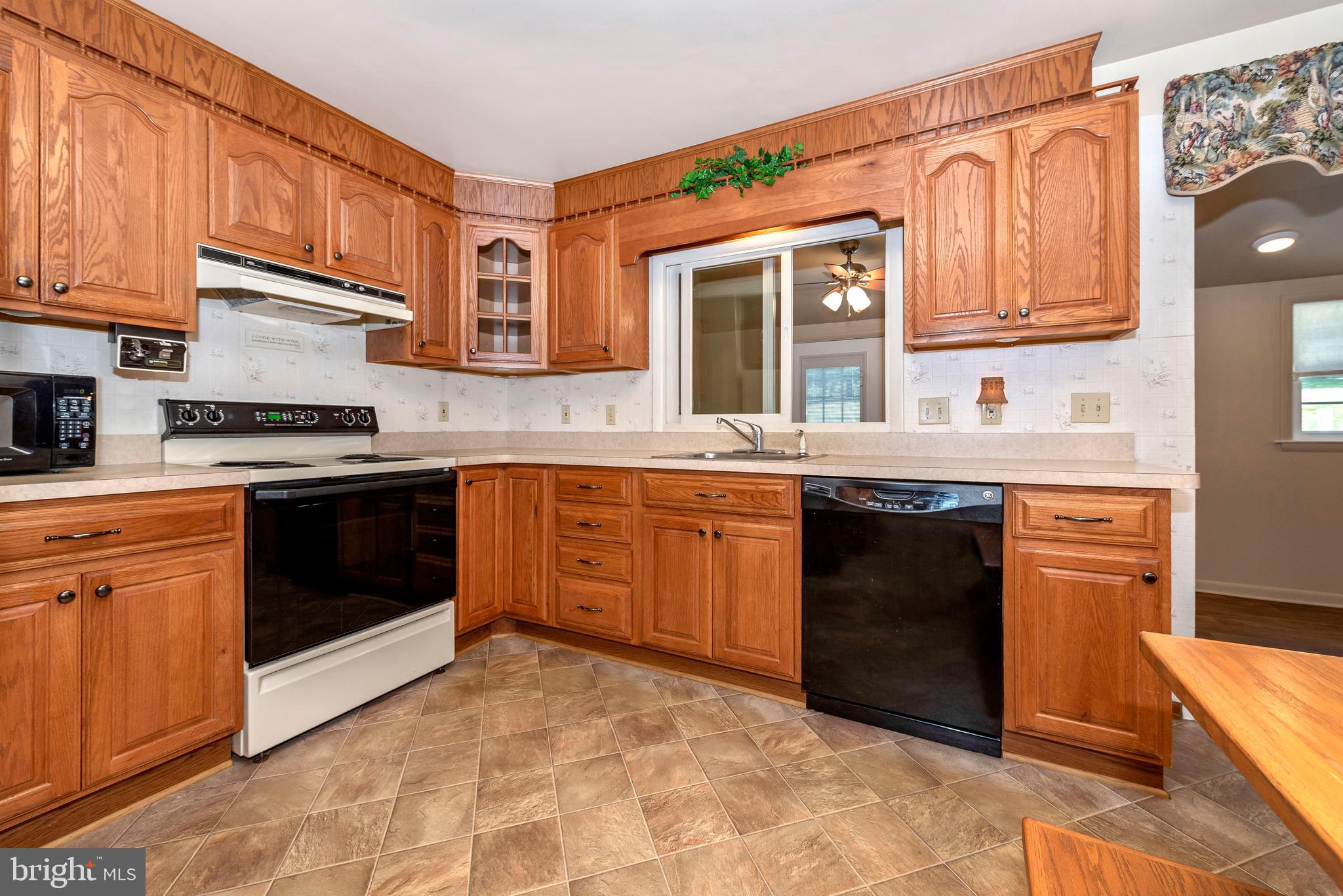 6434 Mt Phillip Road Frederick, MD 21703 - Photo 13 of 63