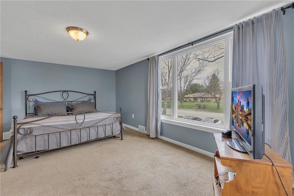 2893 Brodhead Road Aliquippa, PA 15001 - Photo 20 of 40