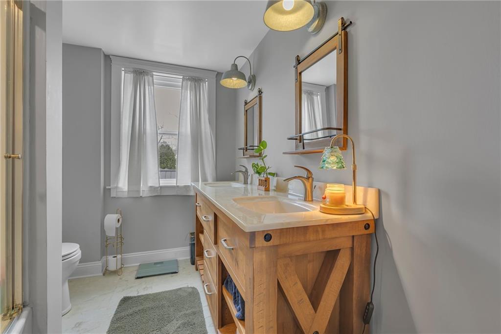 2893 Brodhead Road Aliquippa, PA 15001 - Photo 27 of 40