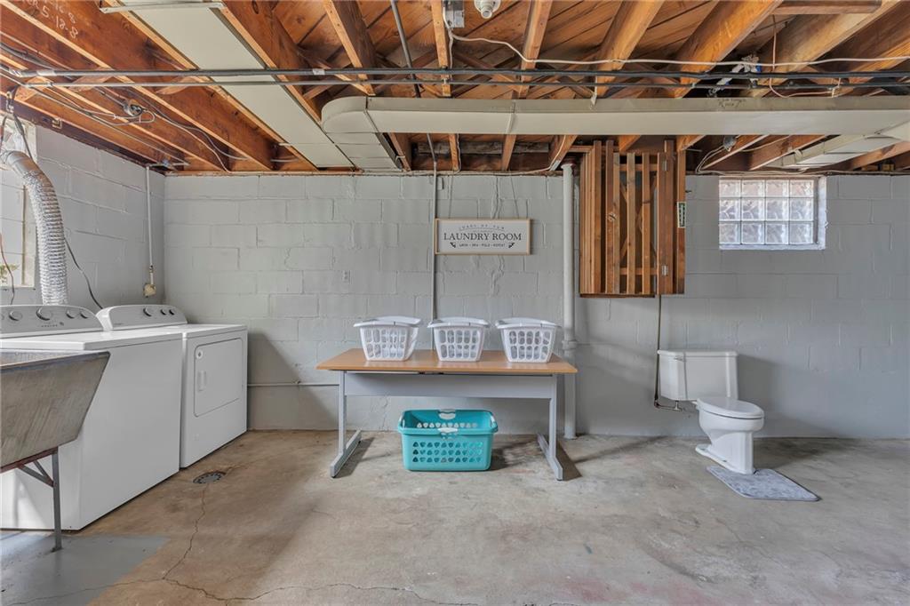 2893 Brodhead Road Aliquippa, PA 15001 - Photo 34 of 40