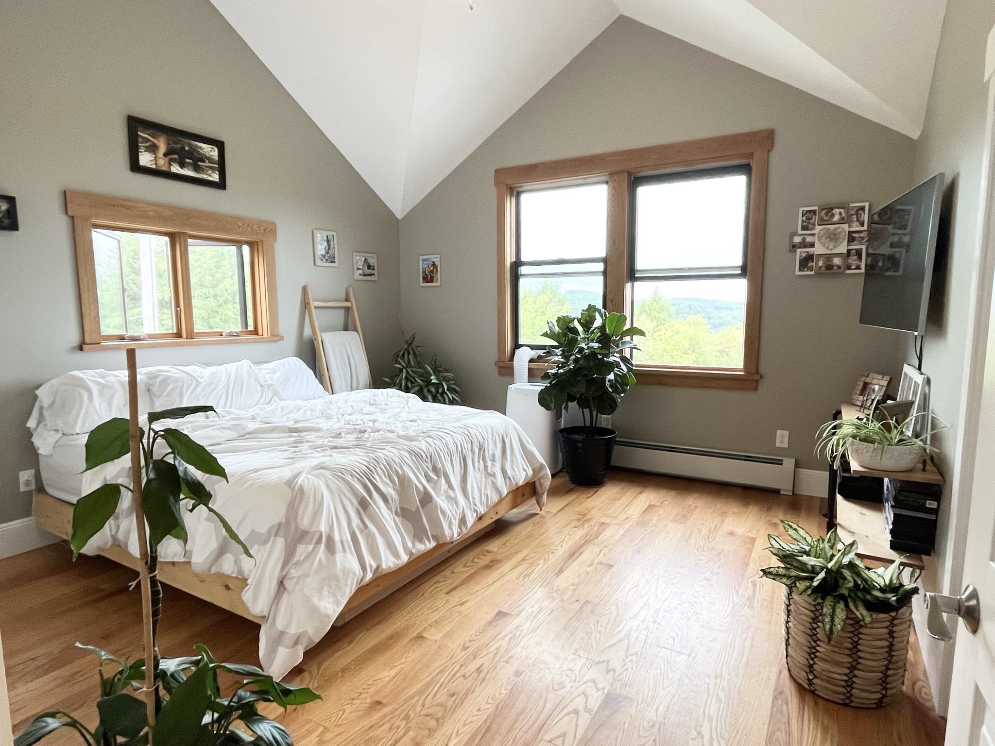 637 Dexter Mountain Road Glover, VT 05839 - Photo 7 of 33