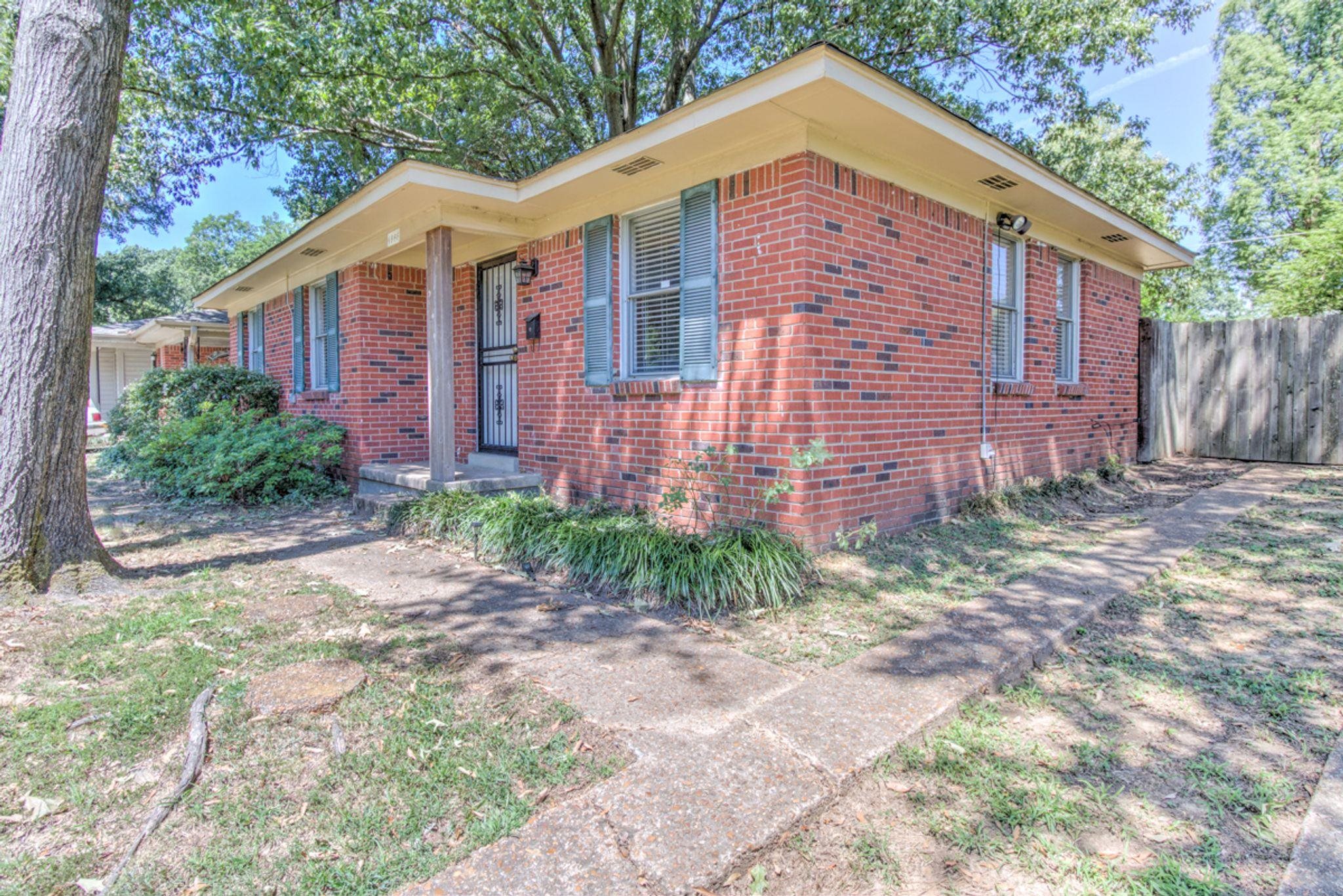 4966 Verne Road Memphis, TN 38117 - Photo 2 of 15
