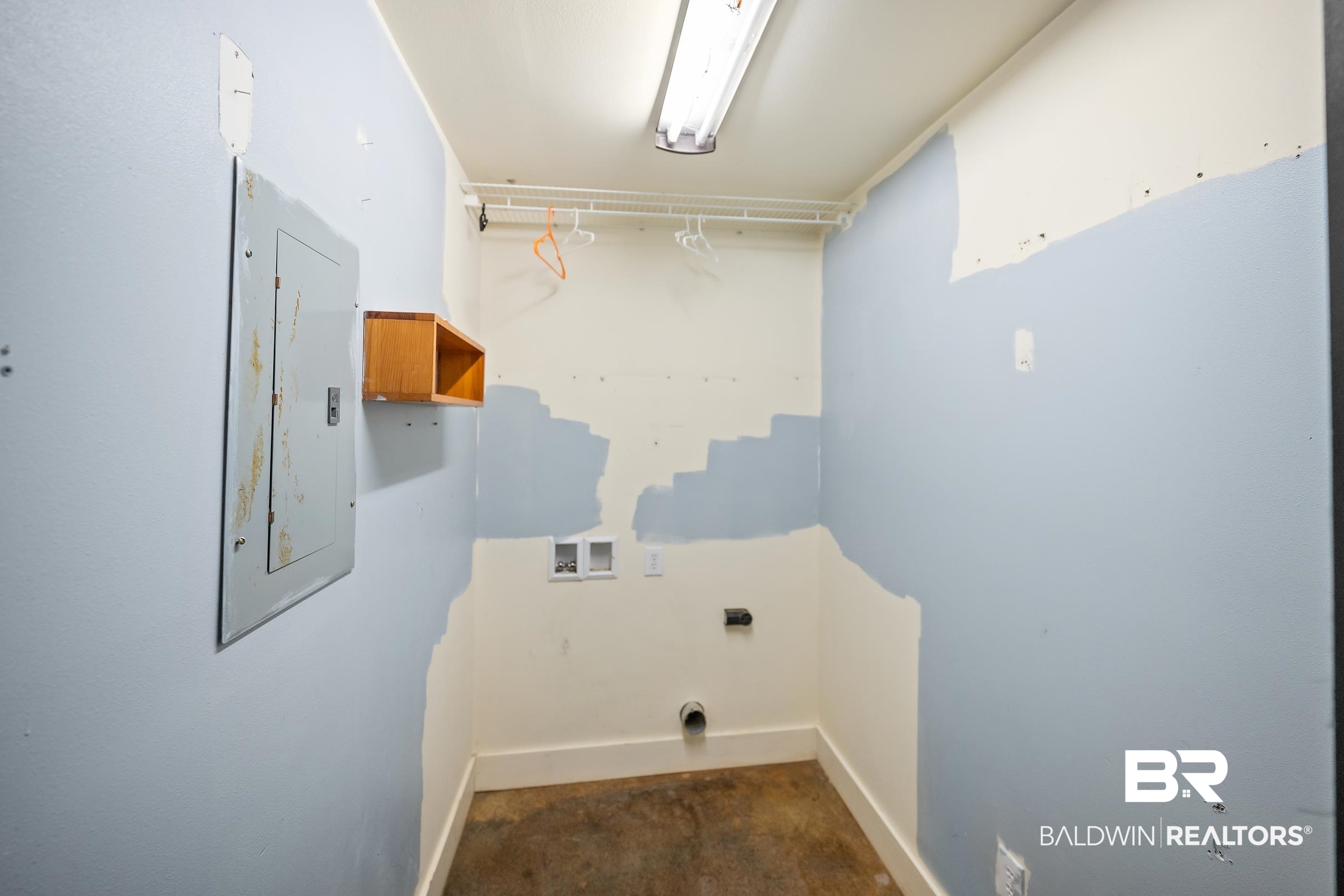 2000 Maria Lane Lillian, AL 36549 - Photo 14 of 35 Laundry area with electric panel and hookup for a washing machine