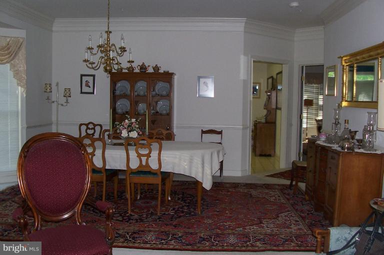 313 Colony Point Place Edgewater, MD 21037 - Photo 3 of 7 Dining Room