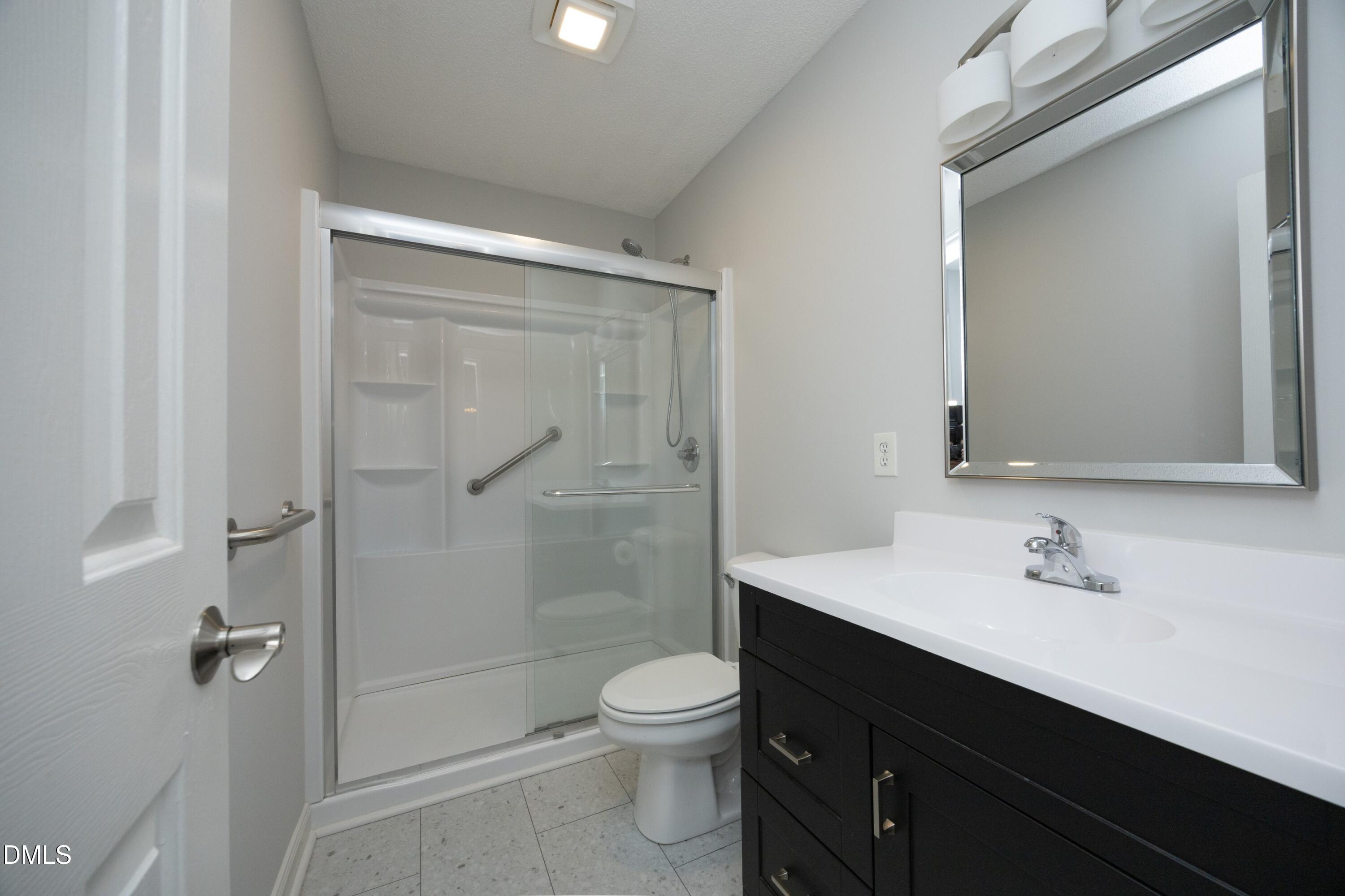 217 Petty Road Sanford, NC 27330 - Photo 27 of 40 27FullBath