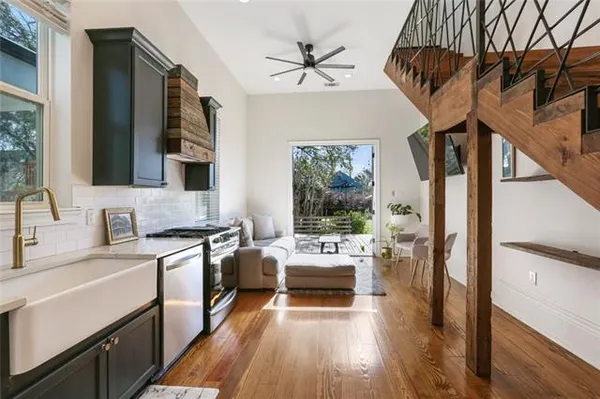 $2,400 | 8422 Hickory Street, Unit B, New Orleans, LA 70118