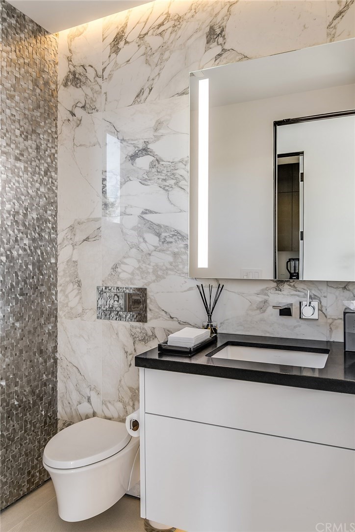 520 13th Street Manhattan Beach, CA 90266 - Photo 13 of 70