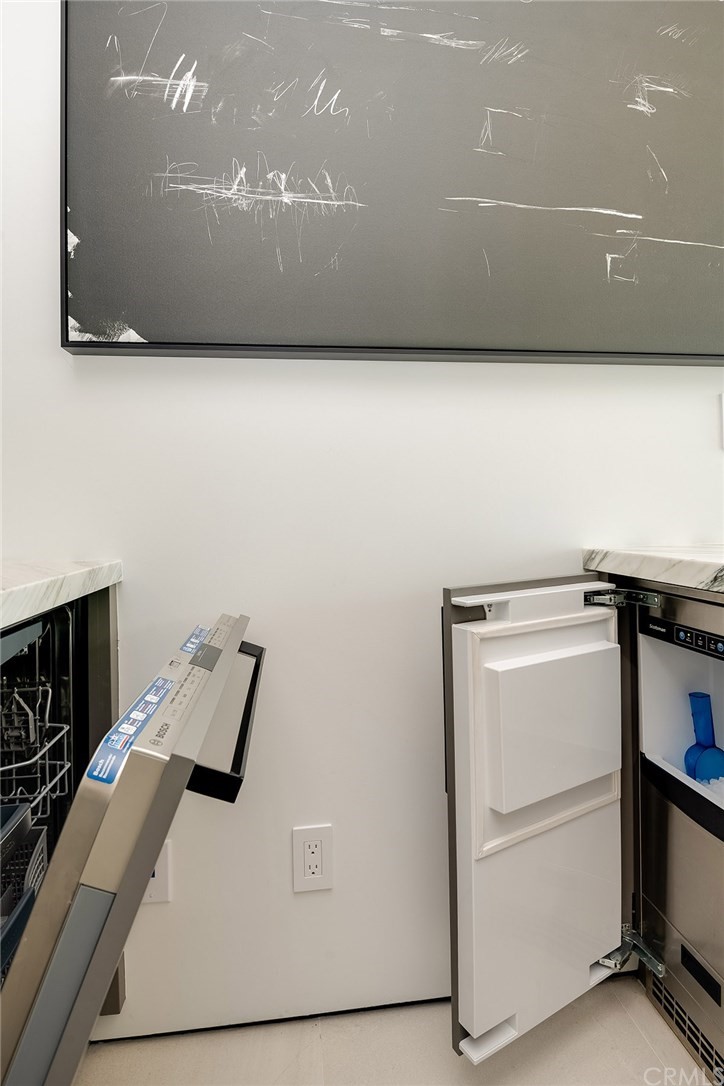 520 13th Street Manhattan Beach, CA 90266 - Photo 15 of 70 Dishwasher and ice maker at upstairs bar.