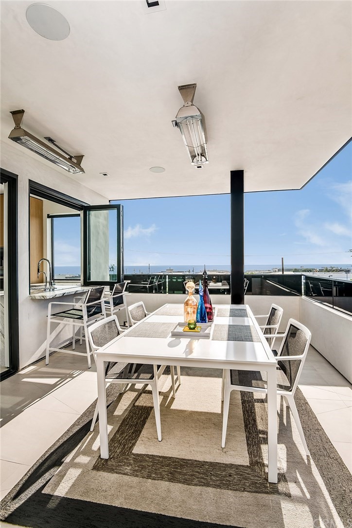 520 13th Street Manhattan Beach, CA 90266 - Photo 23 of 70