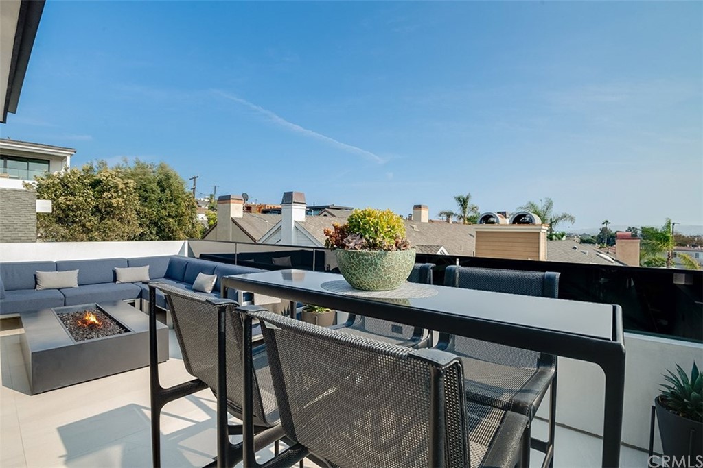 520 13th Street Manhattan Beach, CA 90266 - Photo 31 of 70