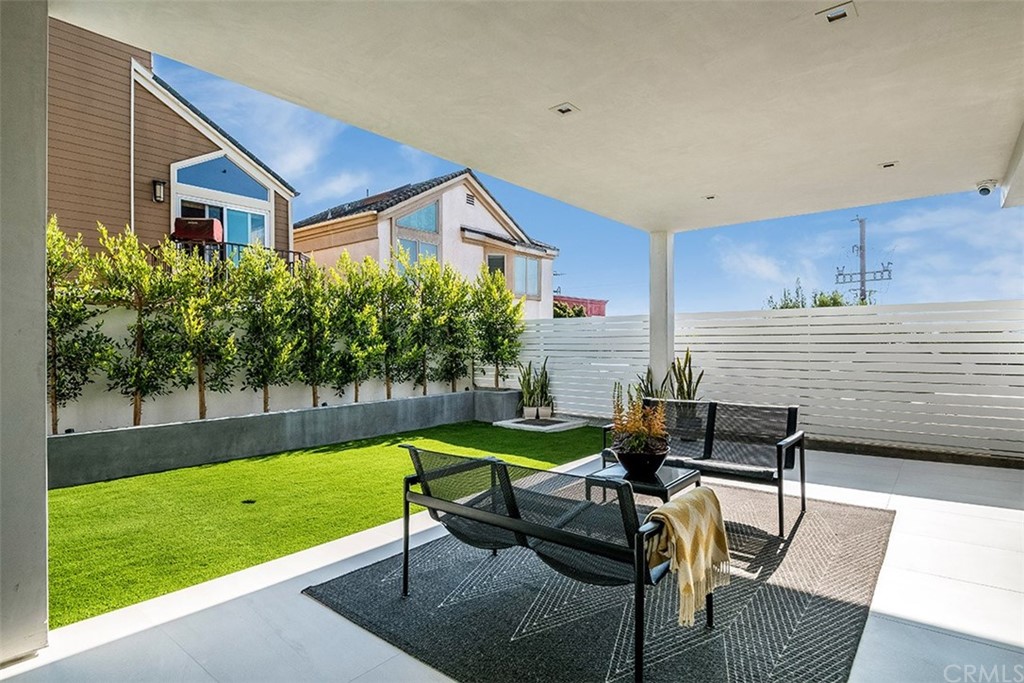 520 13th Street Manhattan Beach, CA 90266 - Photo 45 of 70