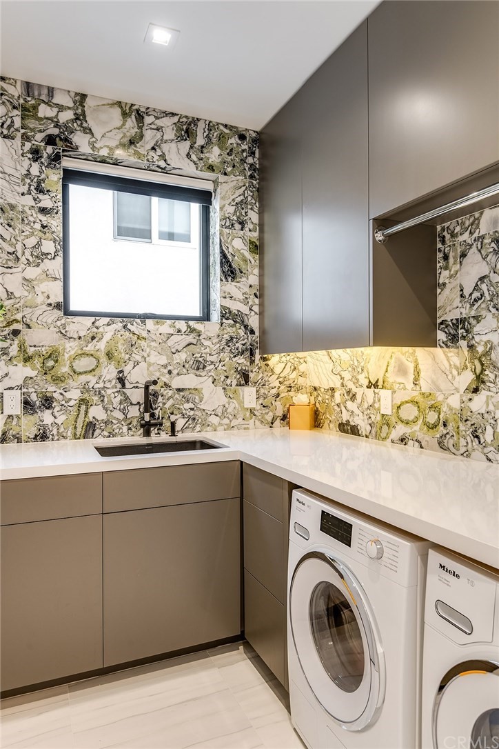 520 13th Street Manhattan Beach, CA 90266 - Photo 65 of 70