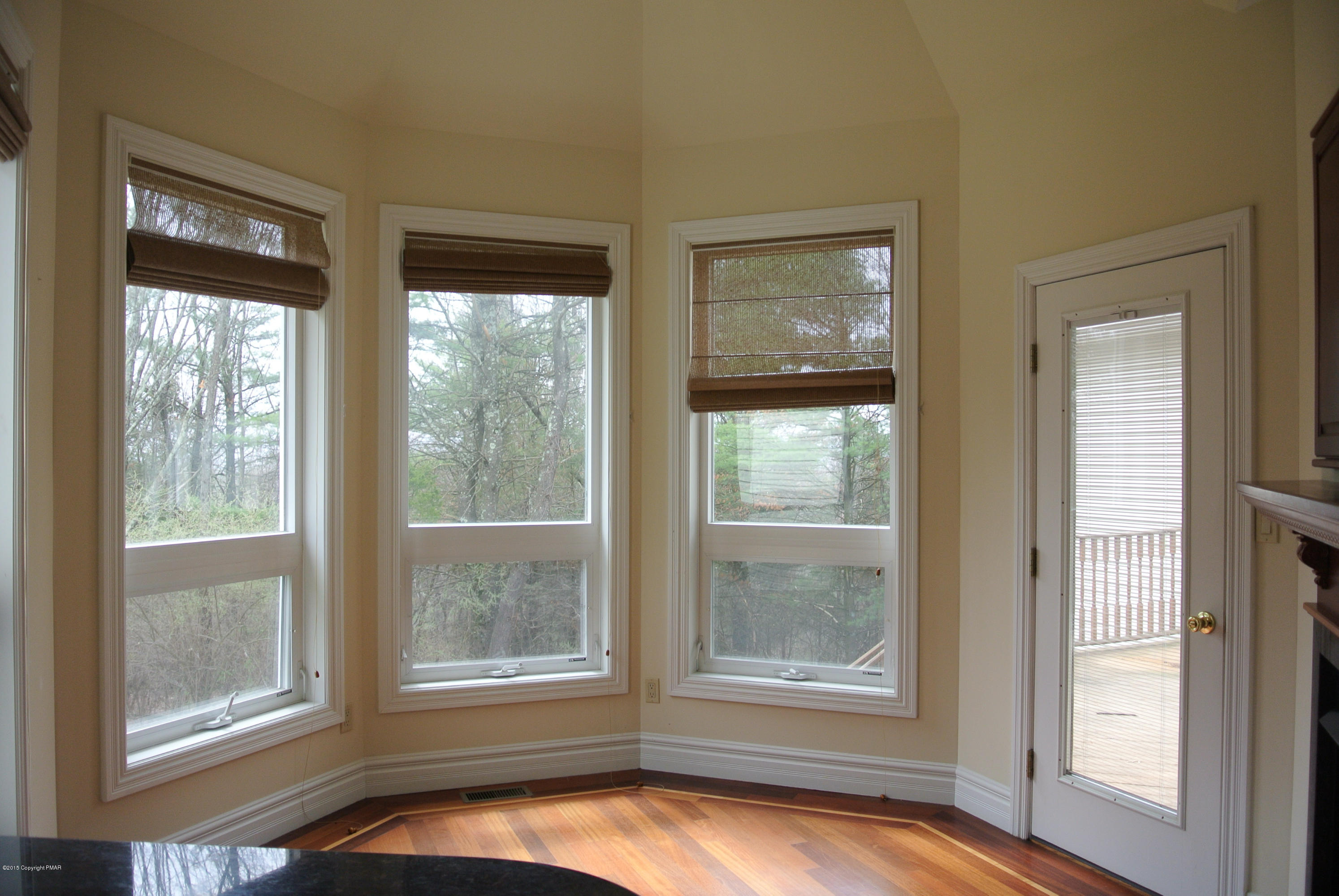 542 Quail Ridge Lane Stroudsburg, PA 18360 - Photo 4 of 12 a view of an empty room and window