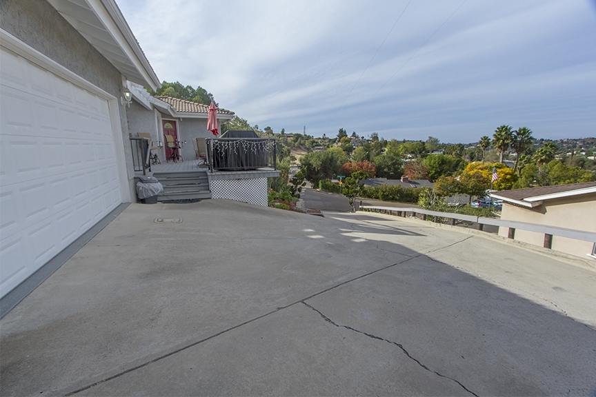 3401 Scenic Terrace Spring Valley, CA 91978 - Photo 3 of 22 Gallery Image 3