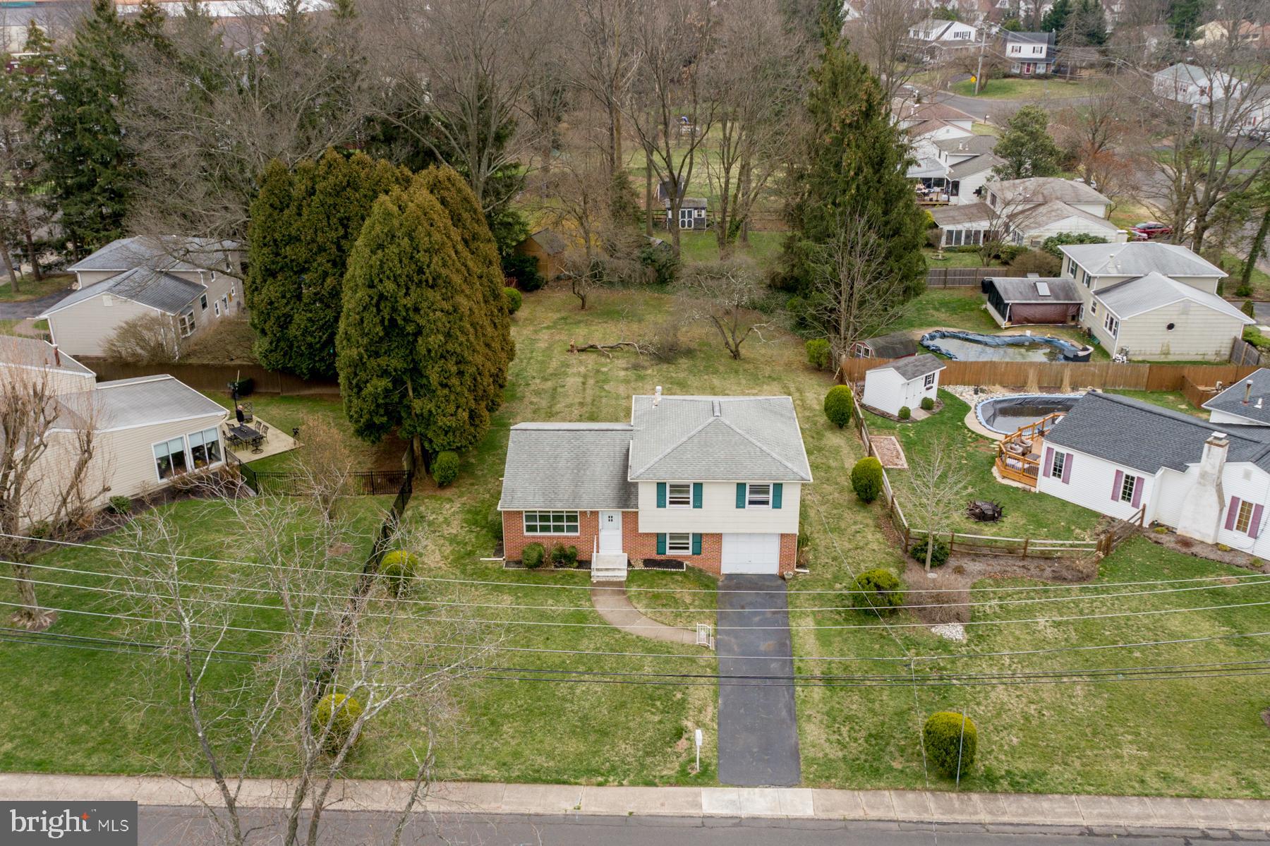 13 Broadale Road Doylestown, PA 18901 - Photo 3 of 46 Gallery Image 3