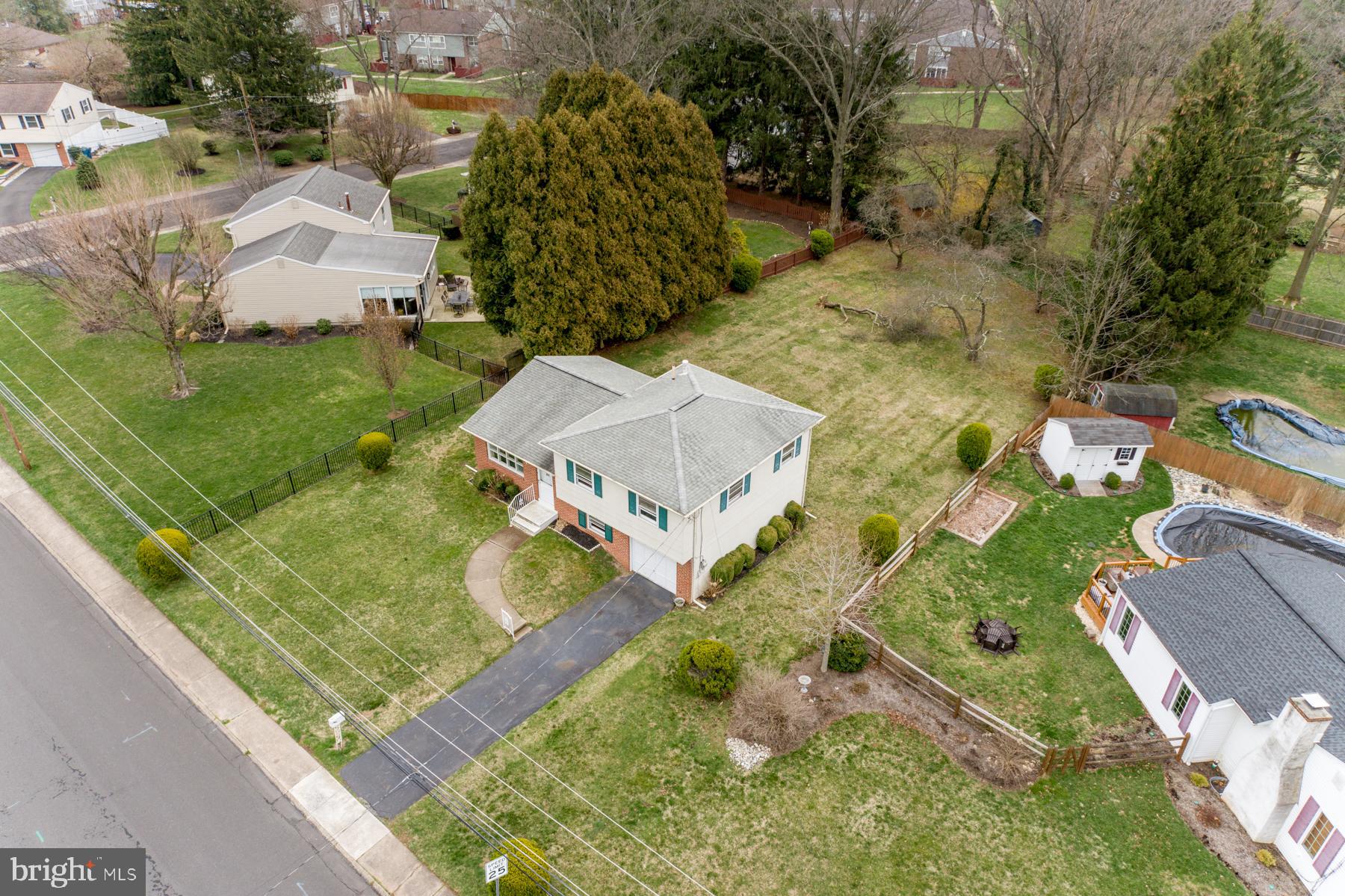 13 Broadale Road Doylestown, PA 18901 - Photo 4 of 46 Gallery Image 4