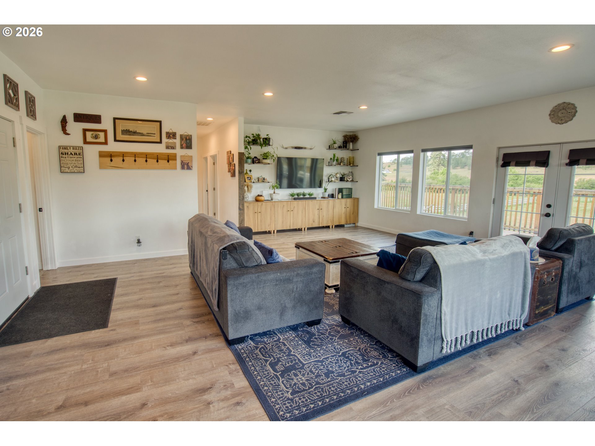 19 Inverness Road Goldendale, WA 98620 - Photo 14 of 48 a living room with furniture and wooden floor