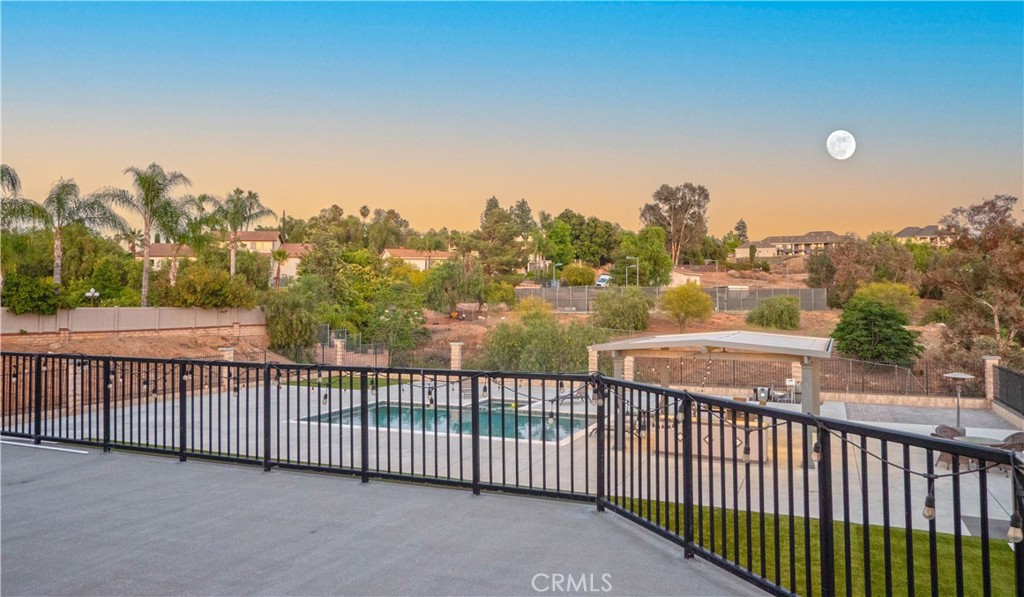 1310 Coronet Drive Riverside, CA 92506 - Photo 28 of 59