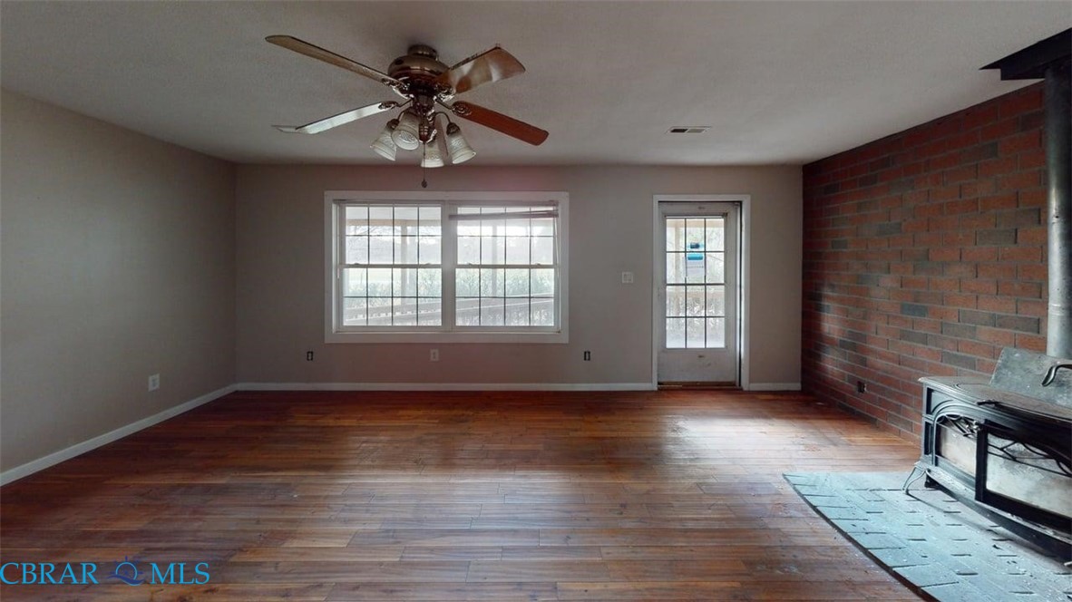 1678 Fitchetts Wharf Road Moon, VA 23119 - Photo 39 of 50