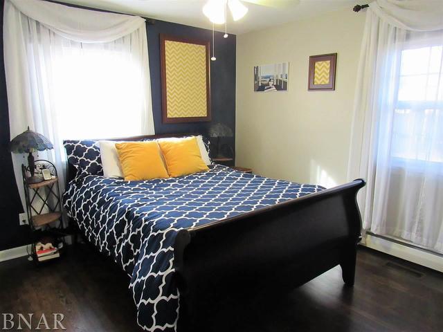 9607 Violet Valley Road Clinton, IL 61727 - Photo 15 of 30 Gallery Image 15
