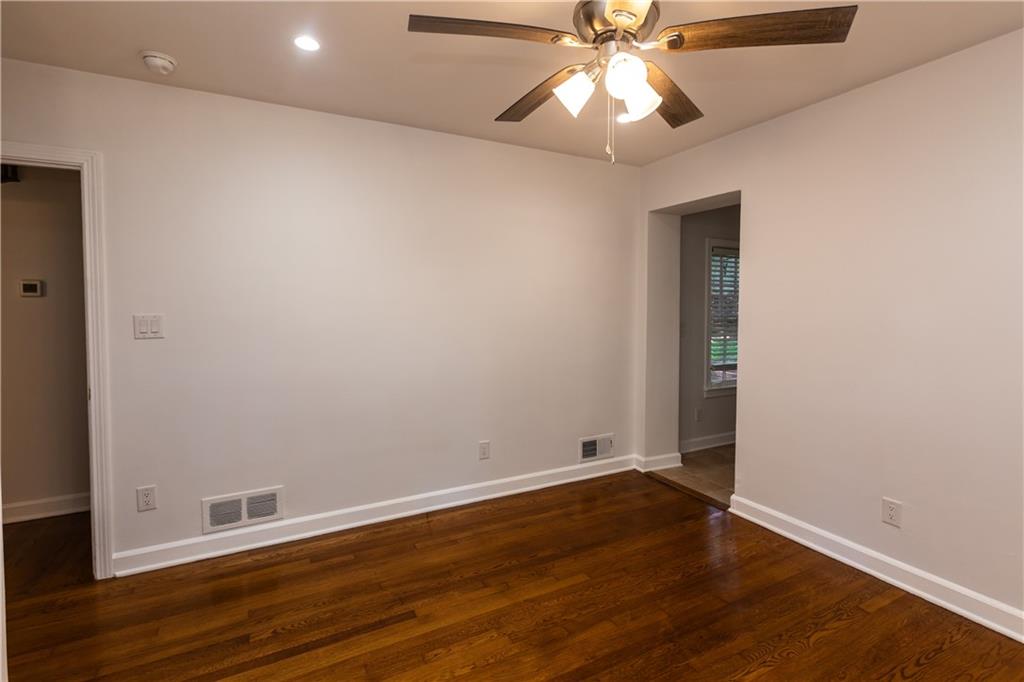 1392 Lively Ridge Road Northeast Atlanta, GA 30329 - Photo 18 of 41