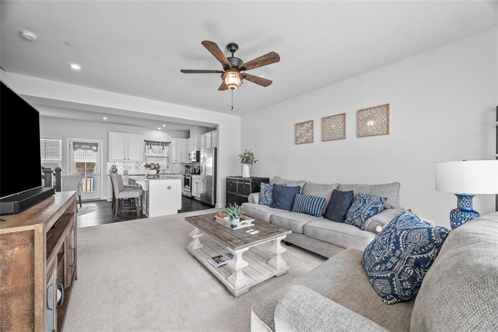 309 Helenium Drive Mars, PA 16046 - Photo 10 of 37 Envision yourself coming home after a long day and settling into this comfortable warm layout.