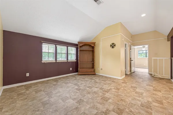 $4,800 | 30207 East Geneva Drive, Spring, TX 77386