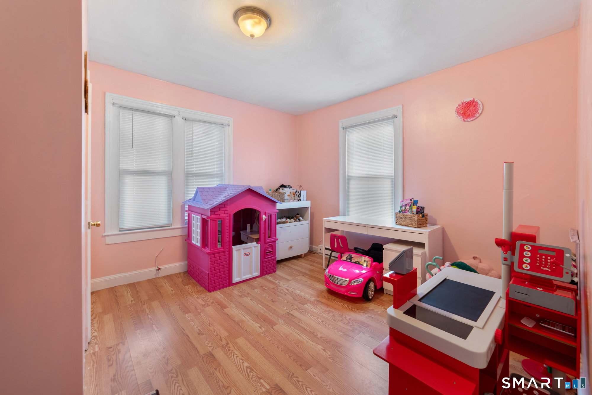 23 James Street Waterbury, CT 06708 - Photo 20 of 38