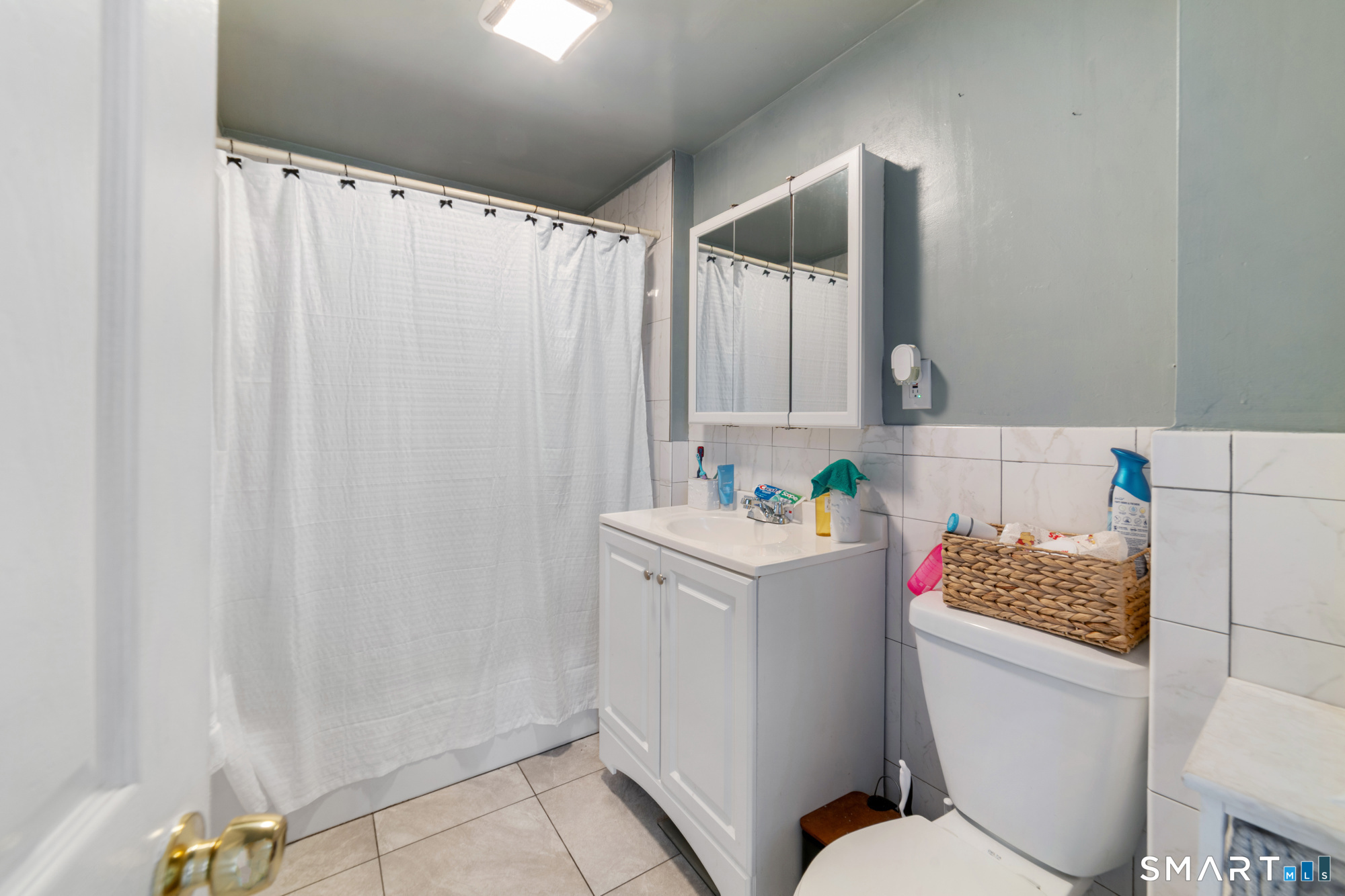 23 James Street Waterbury, CT 06708 - Photo 28 of 38