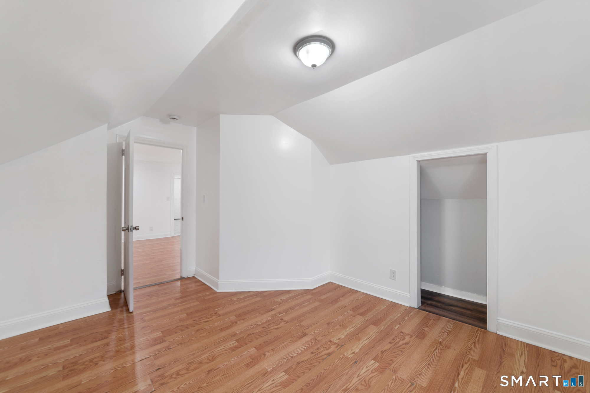 23 James Street Waterbury, CT 06708 - Photo 8 of 38