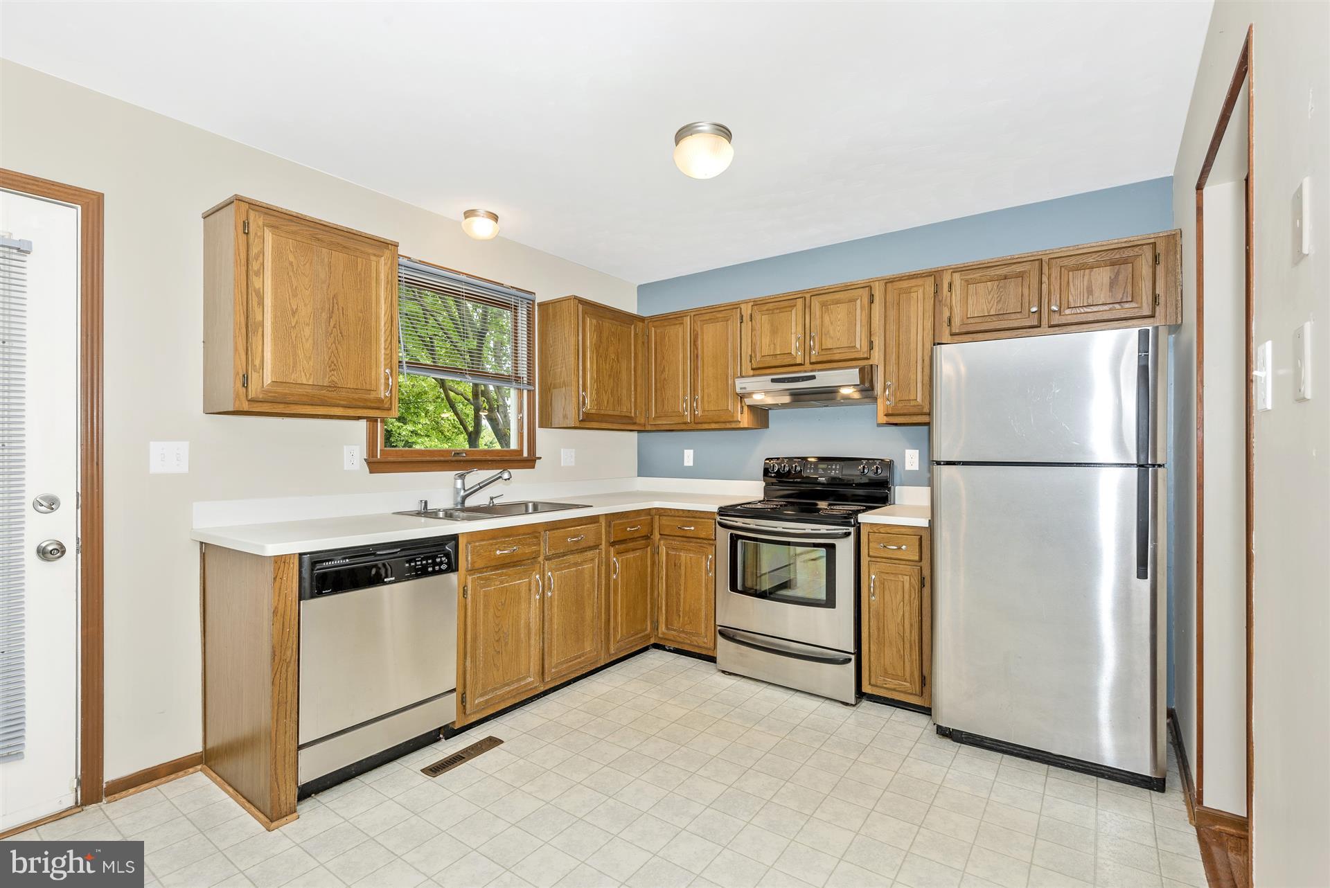 2 West Road Mount Airy, MD 21771 - Photo 4 of 28 Kitchen