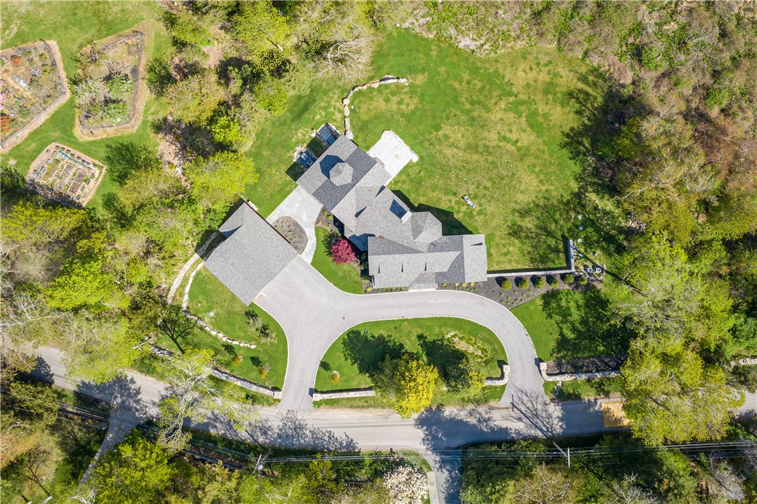 415 Poppasquash Road Bristol, RI 02809 - Photo 39 of 50 Aerial