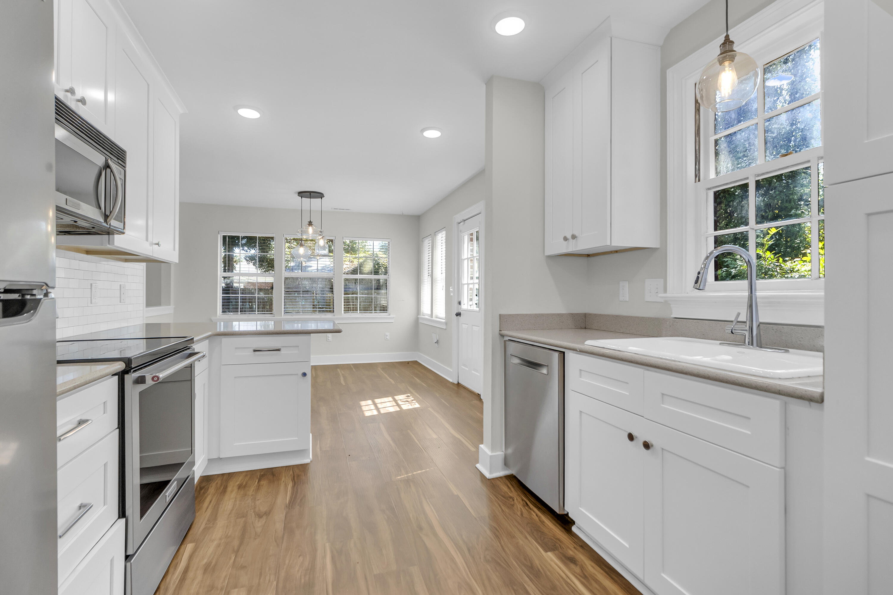 45 Colleton Drive Charleston, SC 29407 - Photo 12 of 38 Kitchen