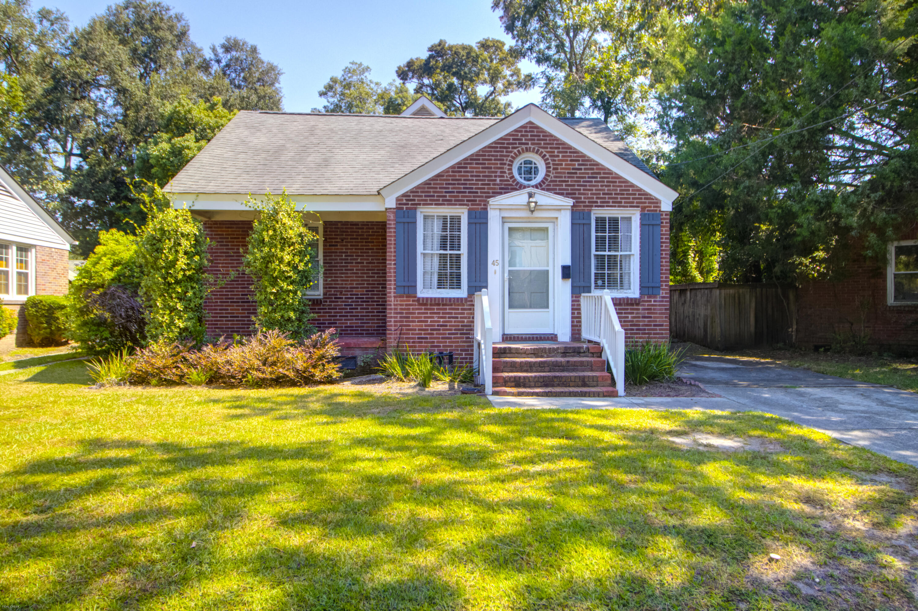 45 Colleton Drive Charleston, SC 29407 - Photo 2 of 38 Front of House