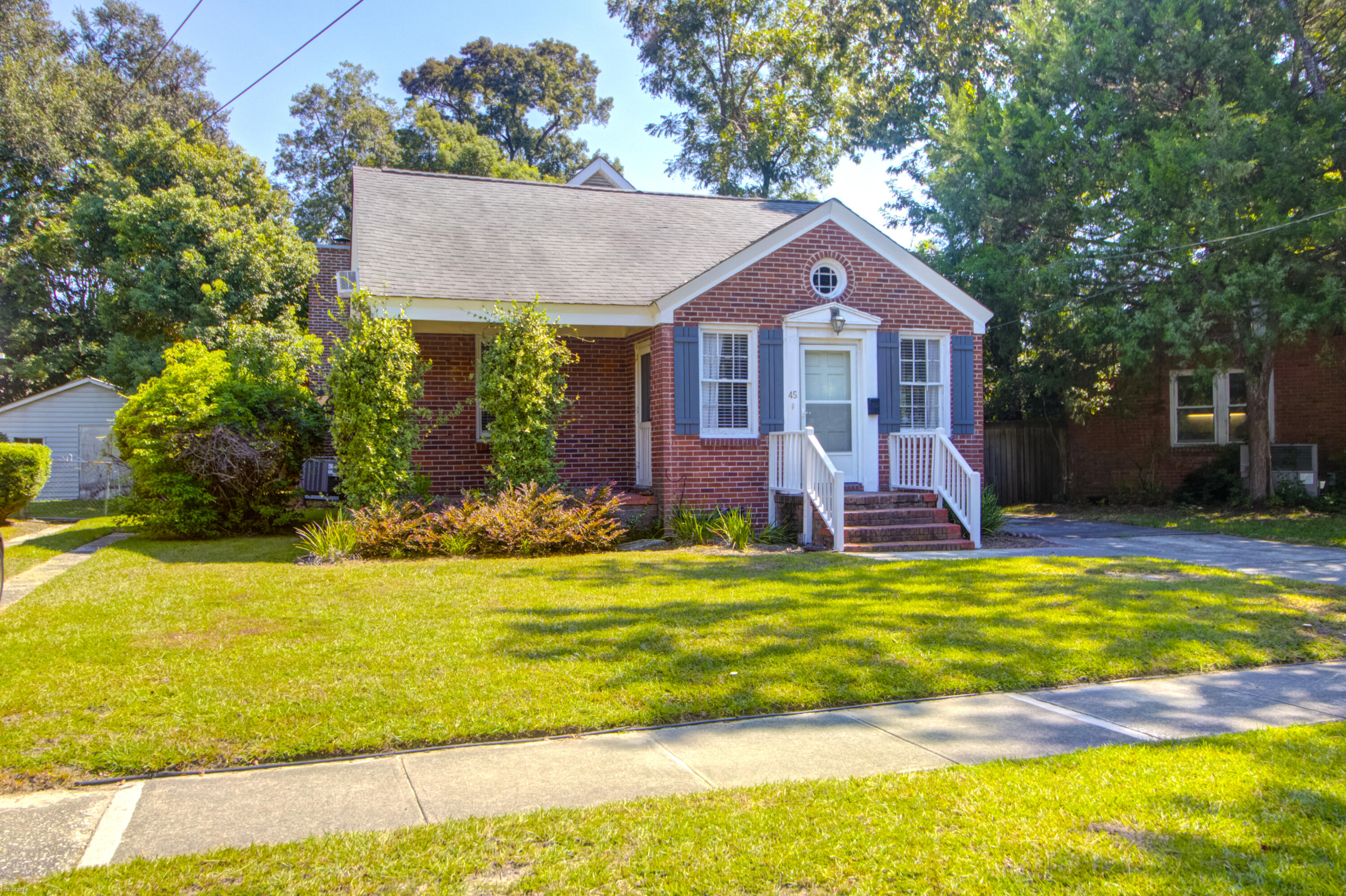 45 Colleton Drive Charleston, SC 29407 - Photo 3 of 38 Front of House