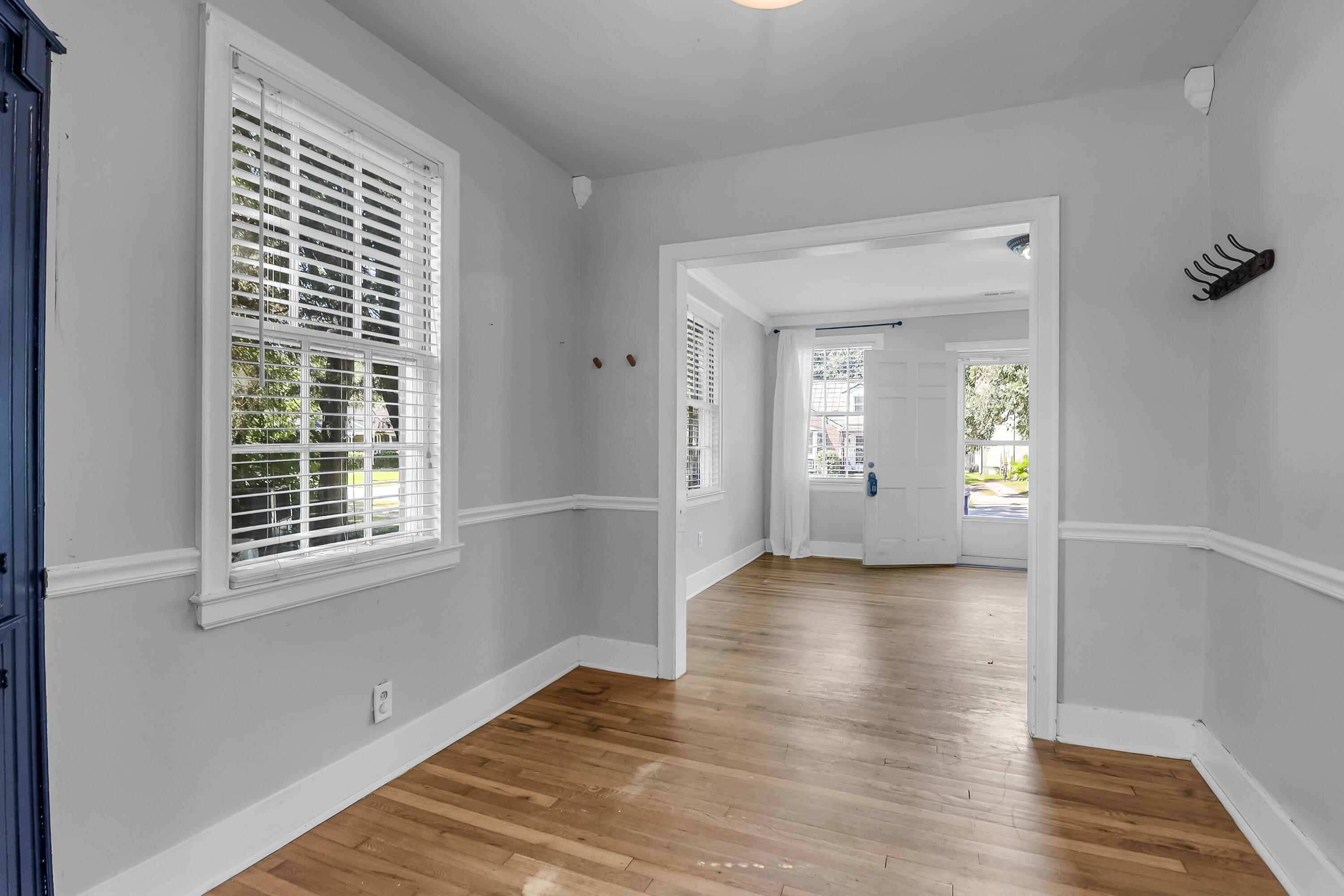 45 Colleton Drive Charleston, SC 29407 - Photo 10 of 38 Side Room