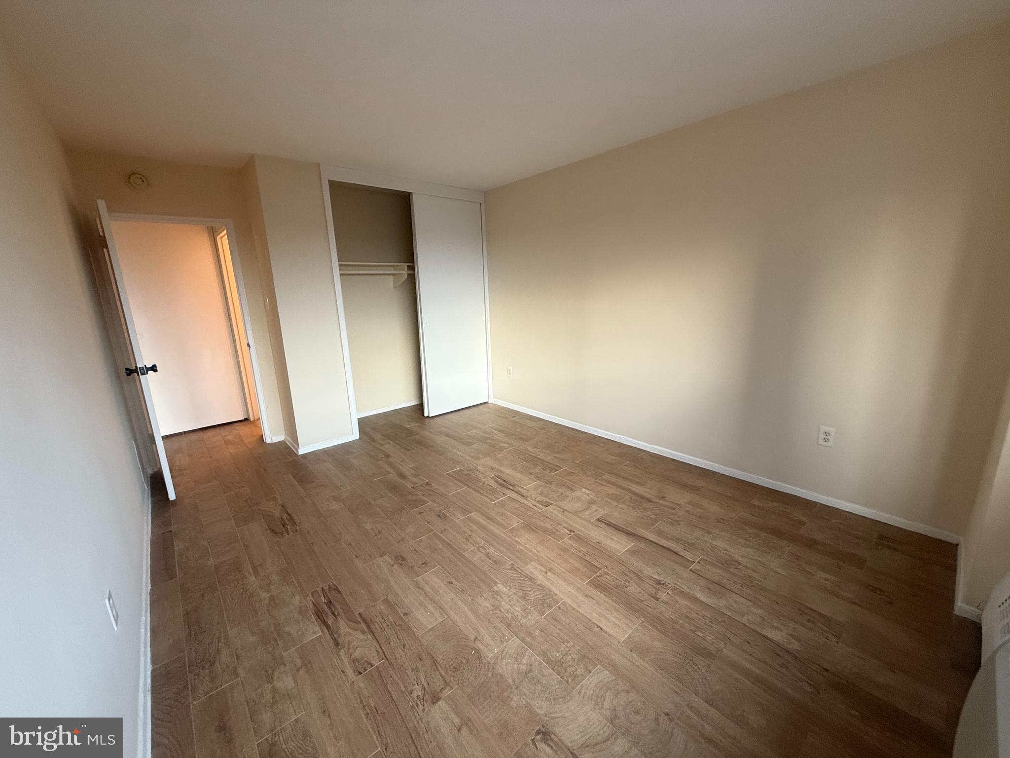 2101-17 Chestnut Street, Unit 1711 Philadelphia, PA 19103 - Photo 13 of 21