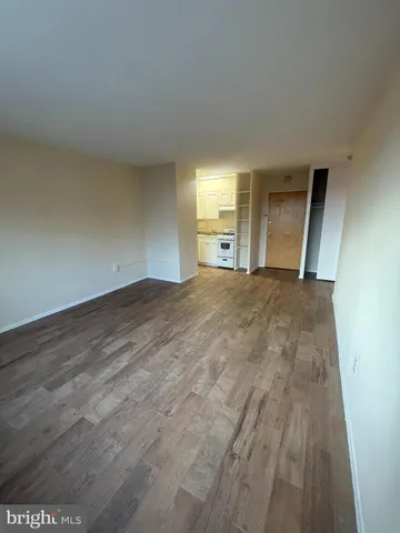 $1,600 | 2101-17 Chestnut Street, Unit 1711, Philadelphia, PA 19103