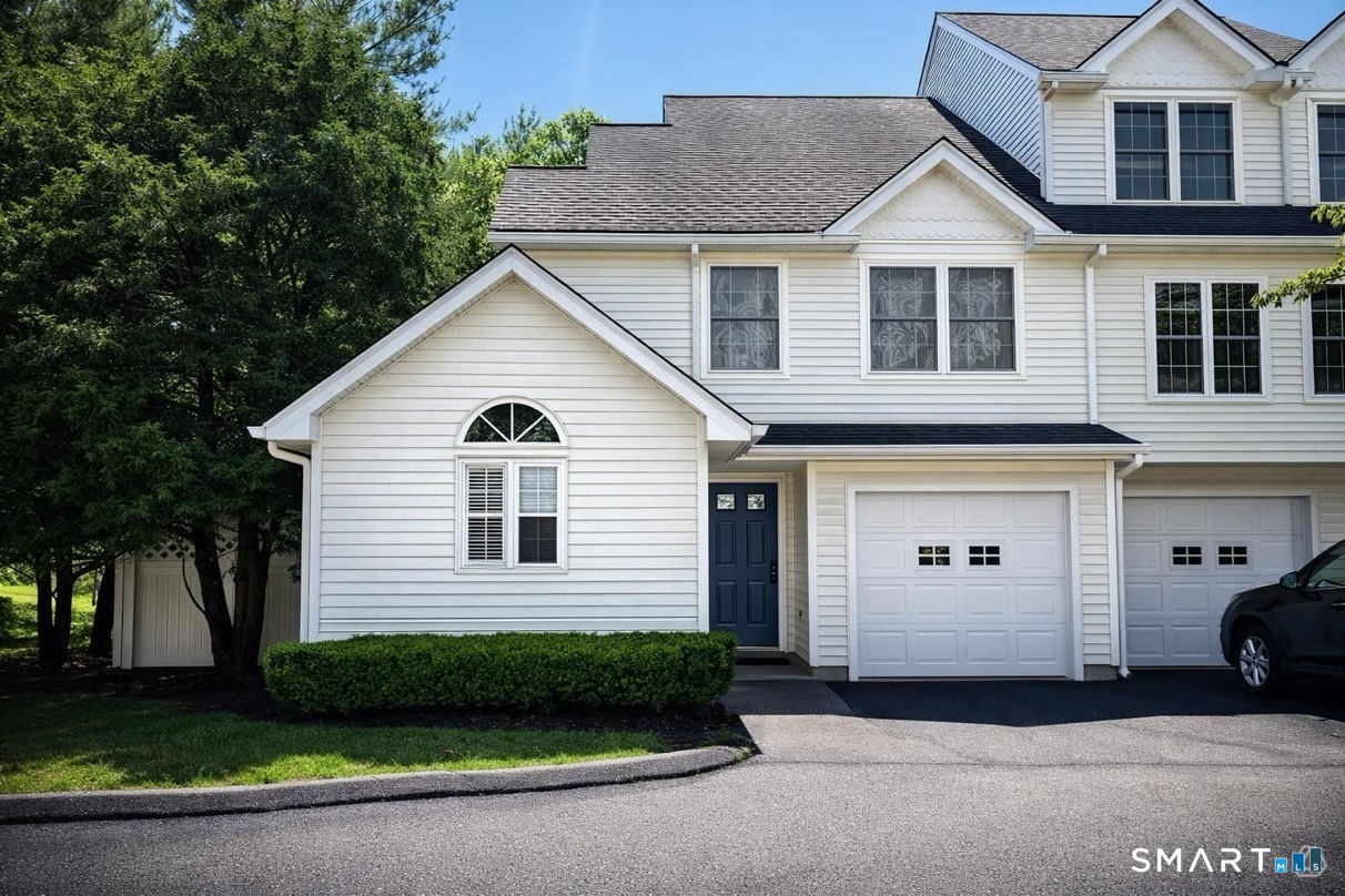 254 Old Lambert Road, Unit 254 Orange, CT 06477 - Photo 1 of 10