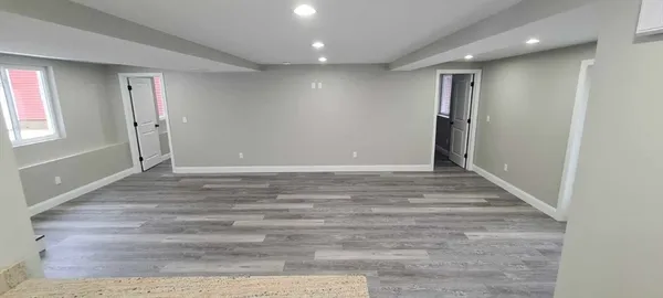 $2,300 | 72 Mort Vining Road, Unit 3, Southwick, MA 01077