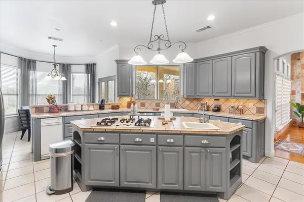 $939,995 | 117 Redtail Court, Weatherford, TX 76088