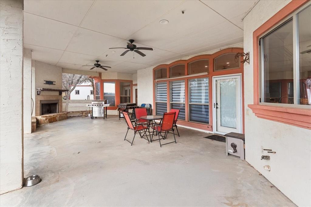 117 Redtail Court Weatherford, TX 76088 - Photo 36 of 39 a view of a livingroom with furniture and a window