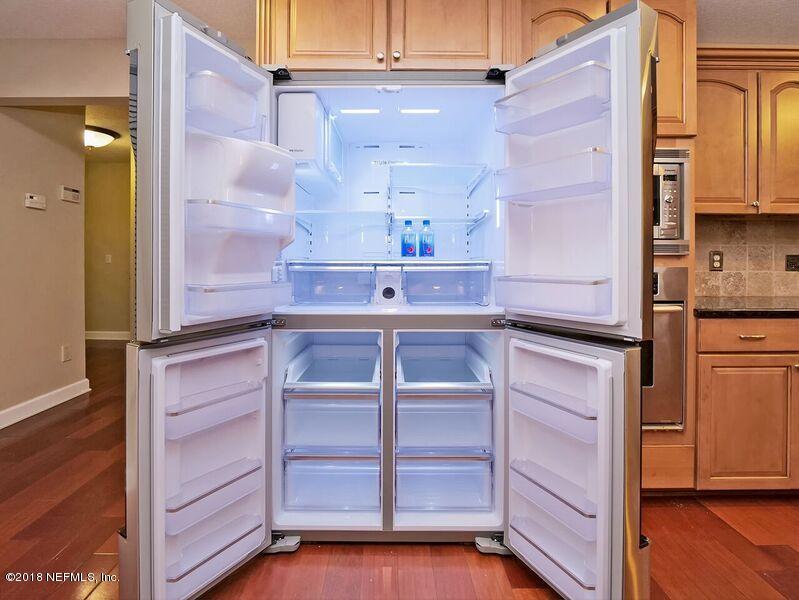 7691 Hunters Grove Road Jacksonville, FL 32256 - Photo 8 of 42 Refrigerator/Freezer