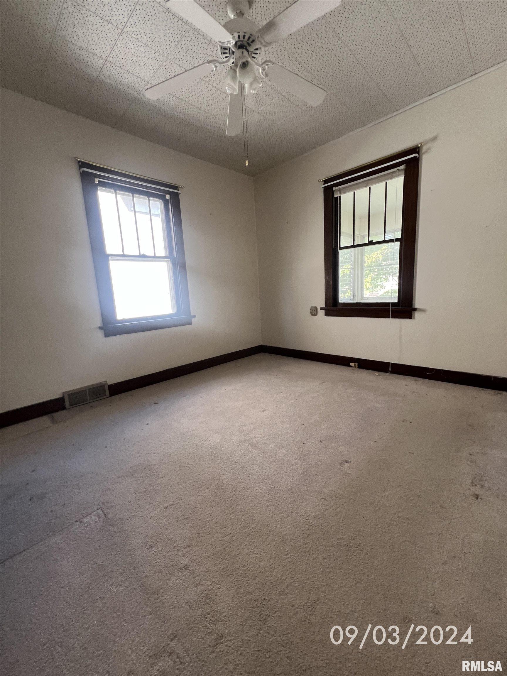 1838 Spring Street Quincy, IL 62301 - Photo 13 of 22
