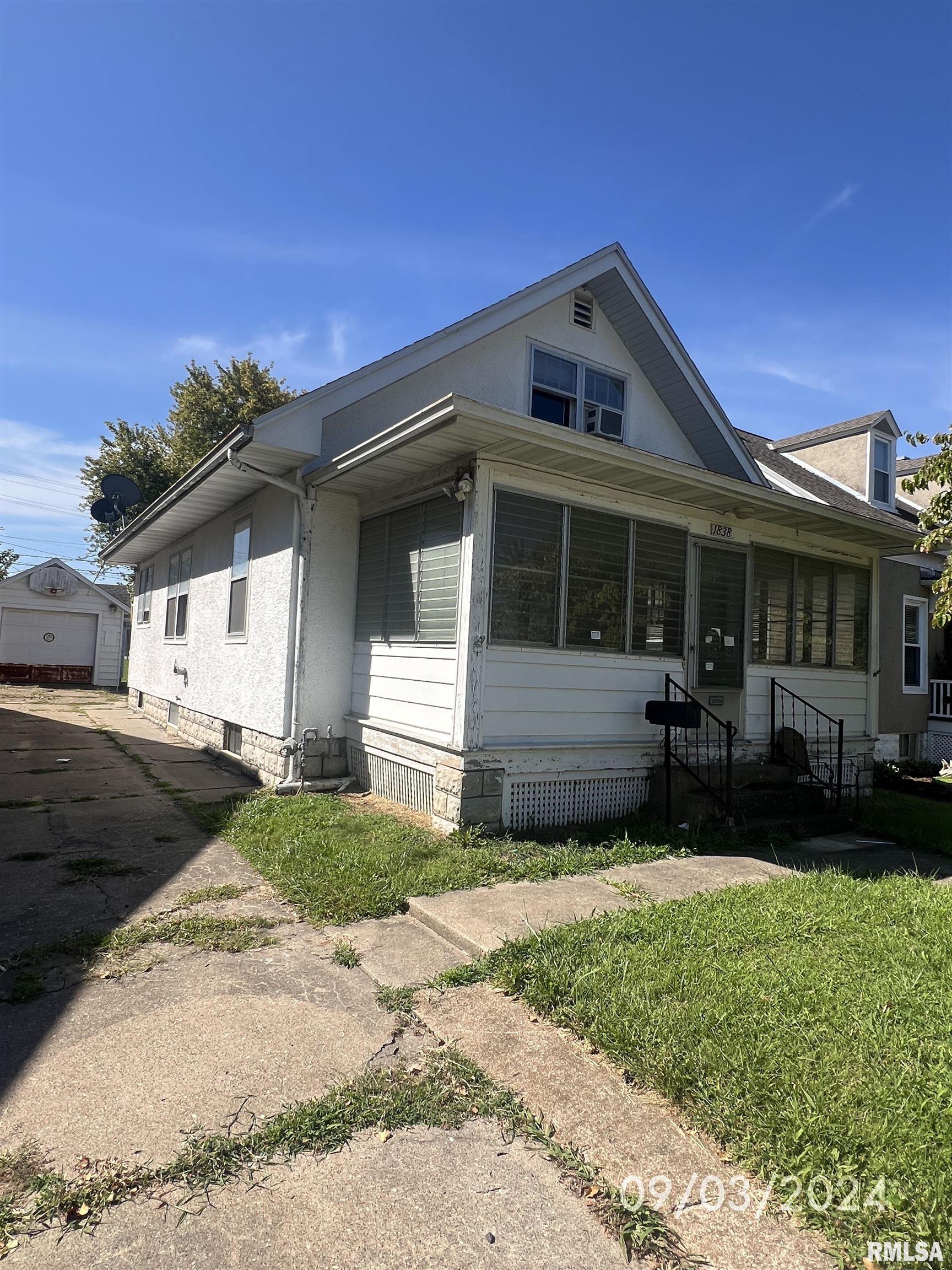 1838 Spring Street Quincy, IL 62301 - Photo 2 of 22