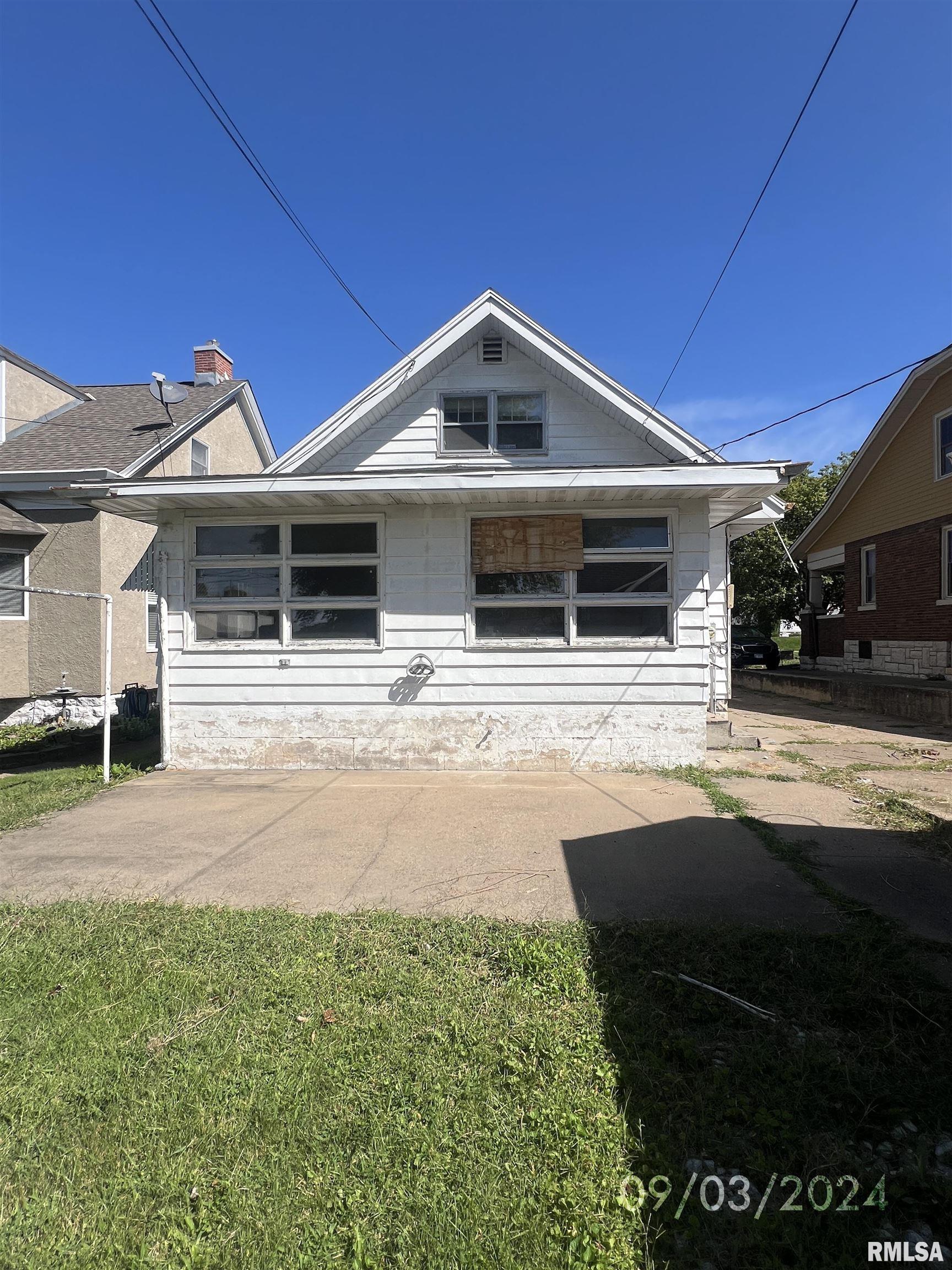1838 Spring Street Quincy, IL 62301 - Photo 5 of 22
