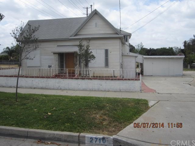 2710 Tenth Street Riverside, CA 92507 - Photo 1 of 1
